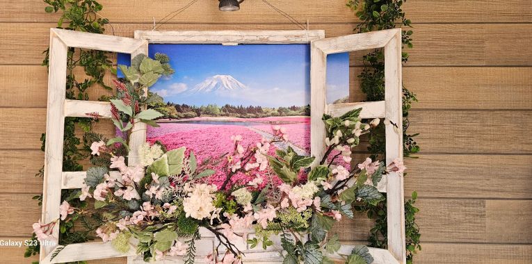 2024年の青葉区可愛動物病院様のエントランスのディスプレイ（新春と早春編）